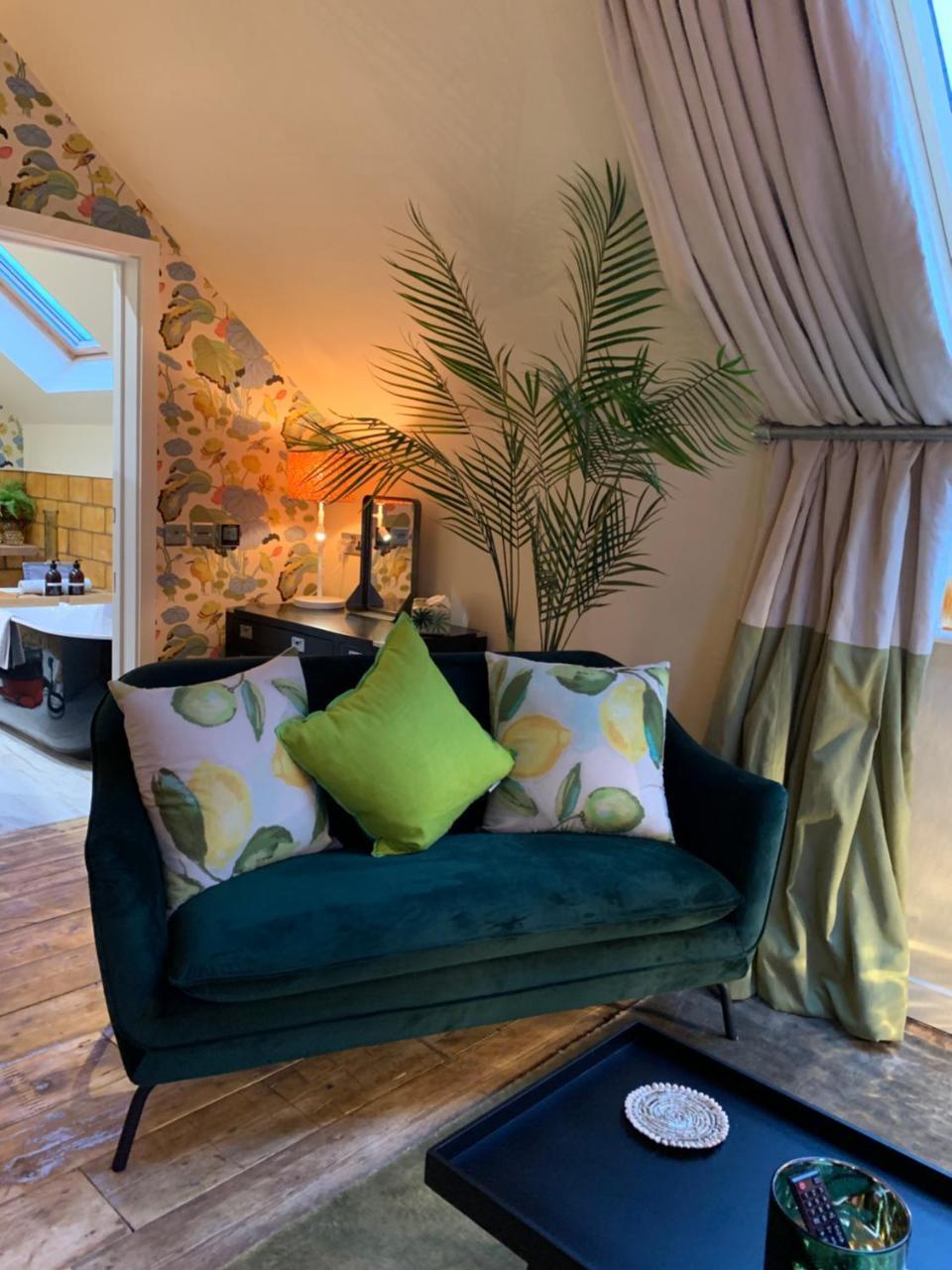 No33 Thornham Boutique Suites Экстерьер фото